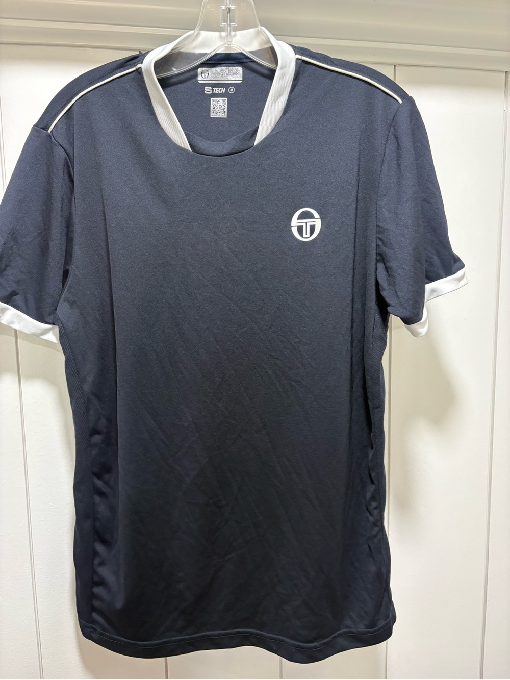 Sergio Tacchini Black Tech Short-Sleeve Men's Shirt size medium